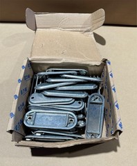 40x Pack Eaton Crouse-Hinds 370 Form-7 Sheet Steel 1″ Blank Conduit Body Covers