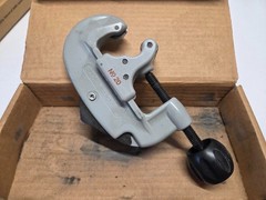 Rigid No. 20 Tubing Cutter, 5/8”-2-1/8” – Brand New
