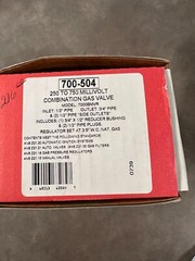 Robertshaw 700-504 Minivolt Combinion Gas Valve 7000BMVR