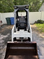 2001 453 BOBCAT KUBOTA DIESEL ENGINE with 988 hours. Text 508-889-6973. Nortn Ma