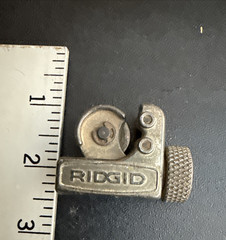 Vintage Ridgid Small No. 103 Close Quarter Pipe Tube Cutter 5/8″ as shown