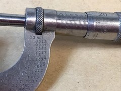 Vintage The L.S. Starrett Co. No. 230-F Micrometer 0-1” / Turns Smoothly