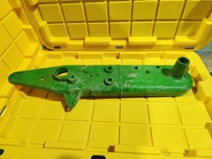 John Deere 71 planter Chain Case Housing B30471 NOS JD Factory Part