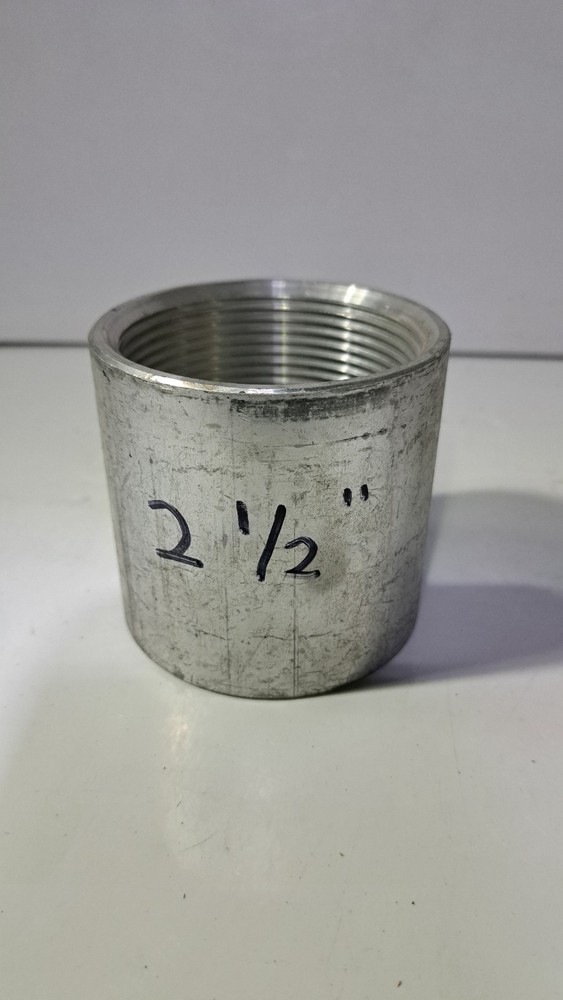 Threaded Conduit Pipe Couplings 2½” Threaded All The Way Through,New Open Box