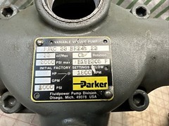 Parker Hydraulic Piston Pump, PAVC-33BR224 23, 33cc/Rev, CW, 3000psi, 1800rpm