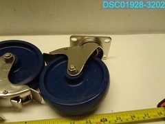 QTY=4: Polyurethane Wheel’s Locking6″H X 4-5/8″DX1-1/4″W PLATE 3-3/4″L X 2-5/8″W