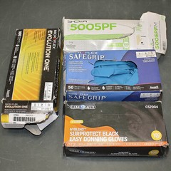 Large lot of Disposable Gloves Nitrile Vinyl Latex, Sizes S / M / L / XL, Exam