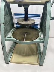 Swan Si-2 Ice Shaver Cast Iron Ikenaga Iron Works Rare Complete Manual Crank