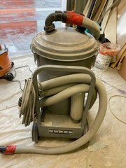 American Sanders AVAC 26 Dust Control Vacuum