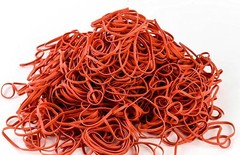 5000 Pack – Size #19 Rubber Bands RED (3-1/2 x 1/16 inches) (1250 Pcs per Box)