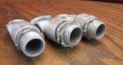 Appleton FHHM-75 Conduit Fixture Hanger Hooks 3/4″ IMC/Rigid Lot of (3) NEW