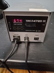 Hakko 472D Digital Desoldering Station with Hakko 807 24V 60W Handpiece