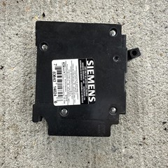 New Circuit Breaker Siemens Q1515AFCN 15/15 Amp AFCI Plug-On Neutral