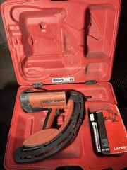 Hilti GX100 Gas-Actuated Nail Gun Fastening Tool With Case Untested/Missing Tip