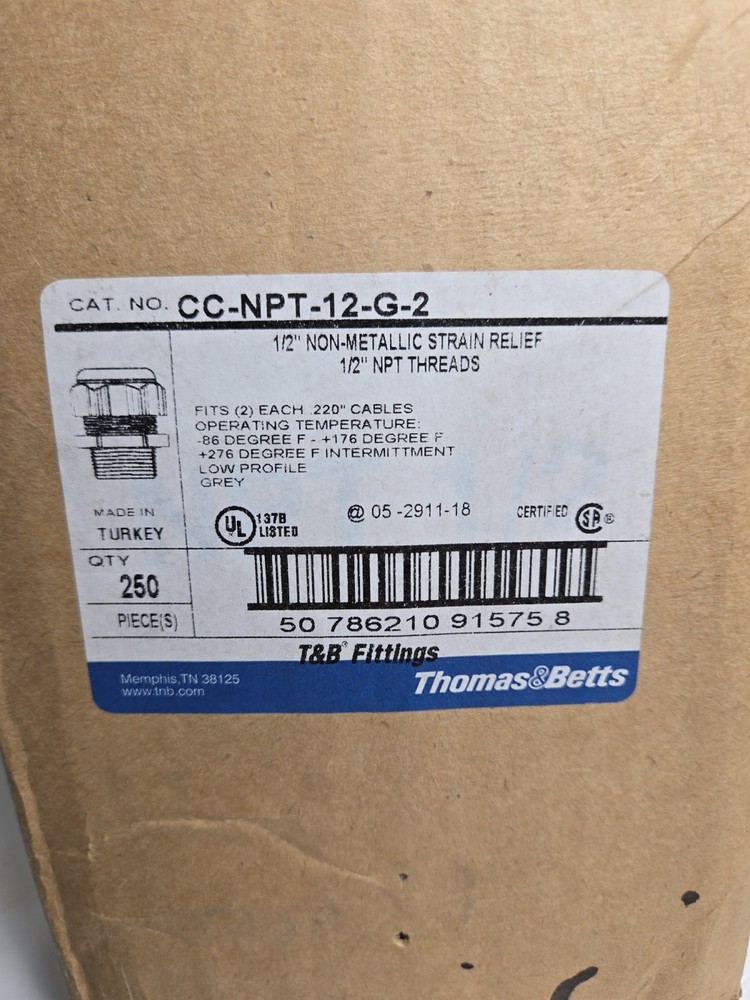 250 Thomas & Betts CC-NPT-12-G-2 Cable Gland Non Metallic Strain Relief 1/2″ Npt