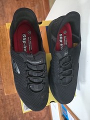 Size 10.5 WIDE – SKECHERS Summits SR Colsin – Slip Resistant / EH – Black – Mens