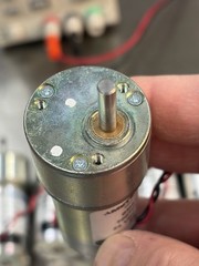 QTY 1 PITTMAN GEAR MOTOR 24 VOLTS 60.5:1 RATIO 3/16” SHAFT WITH FLAT VERY CLEAN