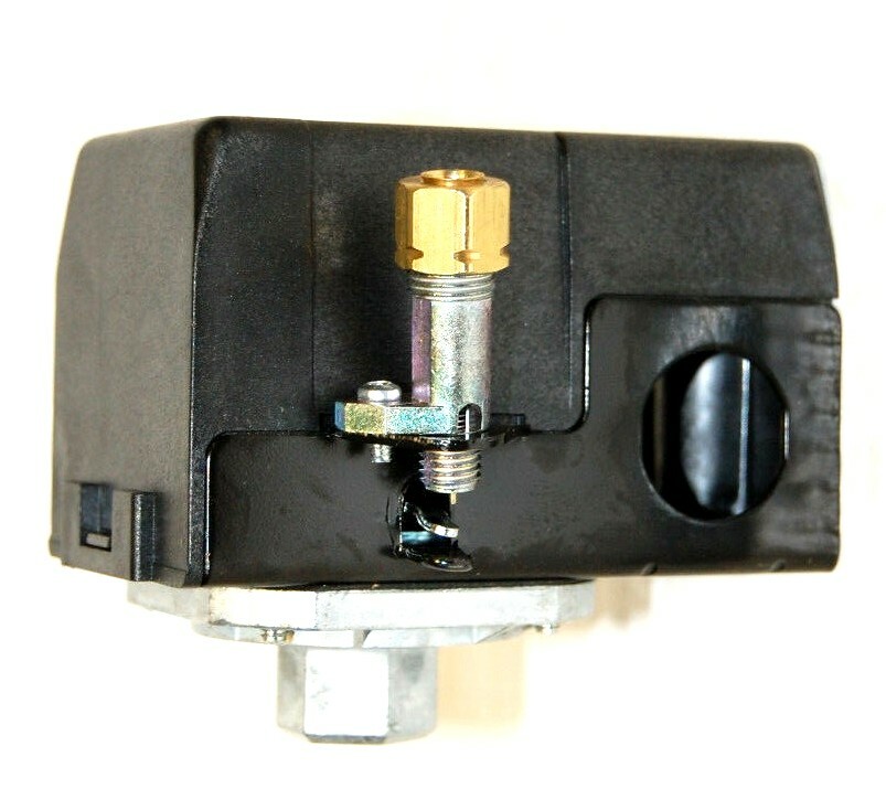 034-0032 UNIVERSAL PRESSURE SWITCH W/ ON OFF LEVER, 95-125 PSI