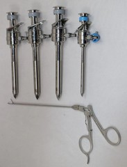 25Pcs Laparoscopic Instrument Set 5mmx330mm Reusable SS Surgical Kit CE Approved