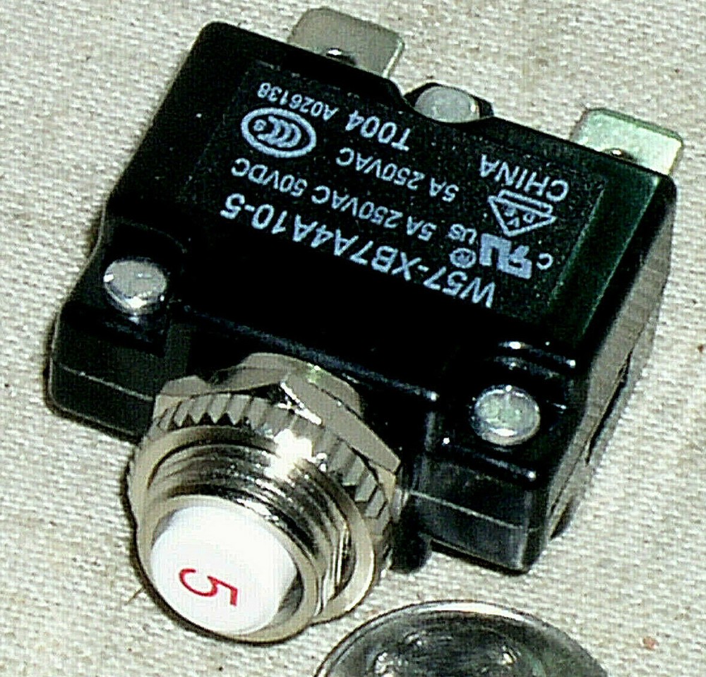 NEW TE POTTER BRUMFIELD W57-XB7A4A10-5 ROUND 5A 5 AMP AC DC CIRCUIT BREAKER USA