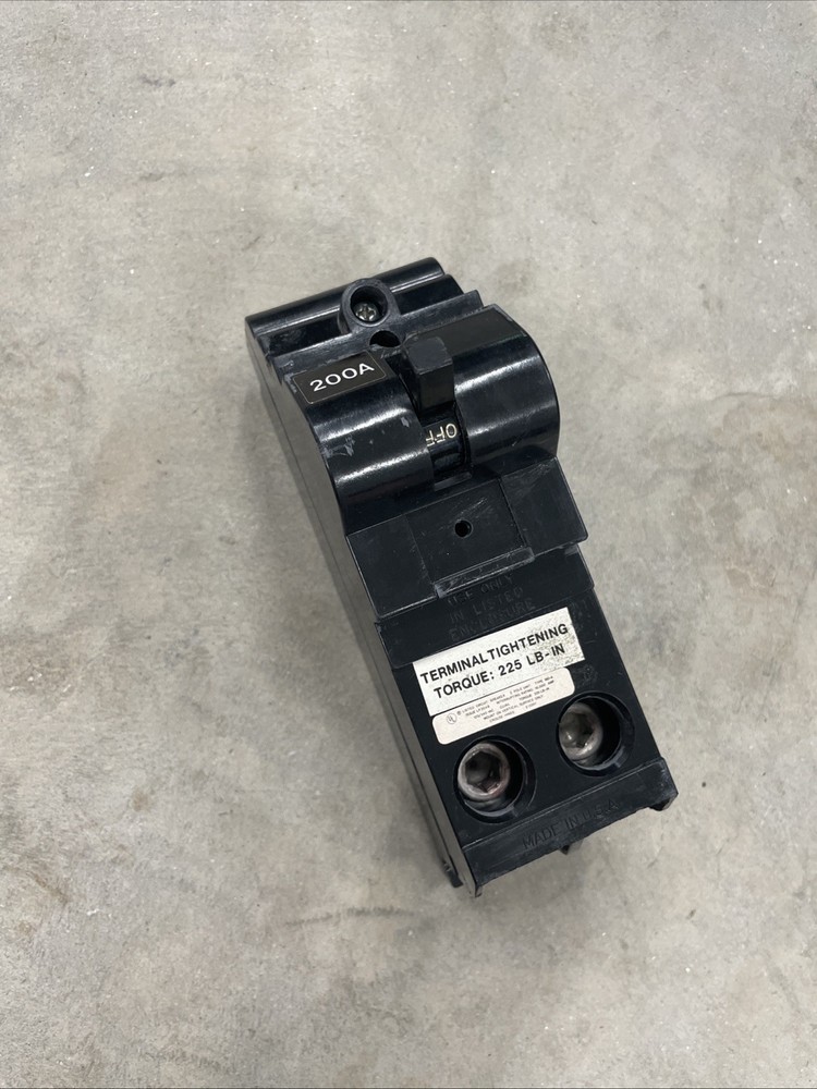 Murray Crouse-Hinds 200 Amp 2 Pole MD-A Main Breaker MD2200 240V 200A Plug On