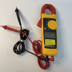 Fluke 323 True-RMS Digital Clamp Meter W/ Carrying Case – Pre Owned