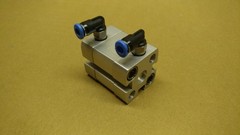 10x Festo ADN-16-5-I-P-A, 536226, short stroke, double acting compact cylinder