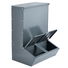 Uimoso Hog Feeder 3.7 Bushel Metal Double Door Pig Feeder Feeding up to 8 Hogs