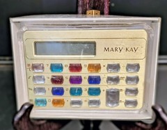 Vintage 1990s Mary Kay bedazzled rhinestone-style calculator keys in box. Works