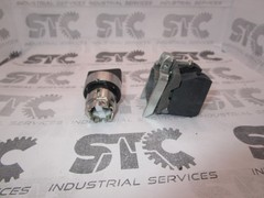 XB4BD53 SCHNEIDER Harmony, 22mm BLACK selector switch FAST SHIPPING