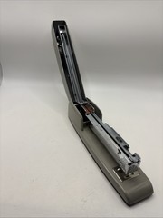 Swingline 747 XX Business Desk Stapler, Gray 25 sheet capacity ACCO Brands USA