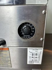 Bunn LPG Single Hopper Low Profile Coffee Grinder Model# 20580 Tested Commercial