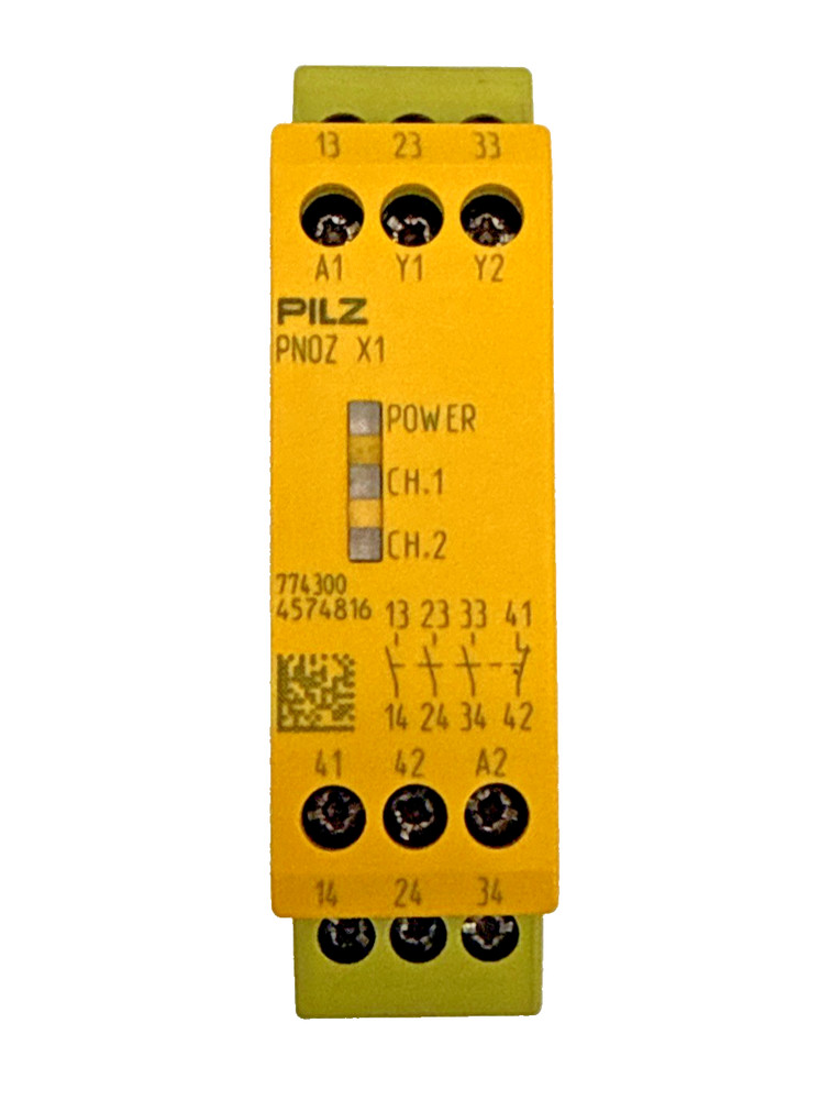 PILZ 774300 24VAC/DC Safety Relay New