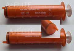 NeoMed 60mL 60cc Oral Medicine Dose Syringe Dispenser Amber 25/PK BA-S60EO Caps
