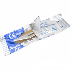 100Pcs Dental Surgical Blade Sterile Carbon Steel Scalpel #10/11/15/22/24/60