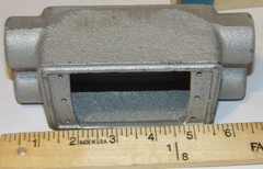2 NEW EATON CROUSE-HINDS CONDULET FSCD-1/FSCD1 SINGLE-GANG FSC DEVICE BOX! 1/2″