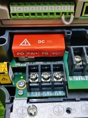 SCHNEIDER ELECTRIC ( ATV71 ) ALTIVAR 71 ATV71HU15N4Z 1.5 KW 2 HP AC DRIVE