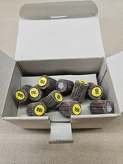 5/8″ x 3/4″ 180 Grit Flap Wheels 1/8″ Shank, 25,000 RPM – Lot of 10