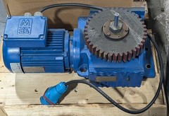 USED SEW Eurodrive Geared Motor Assembly 1680 RPM In 208 RPM Out 230YY/460Y 5 HP
