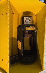 CLEAN Weatherhead T-450-1 Coll O Crimp Machine with Case