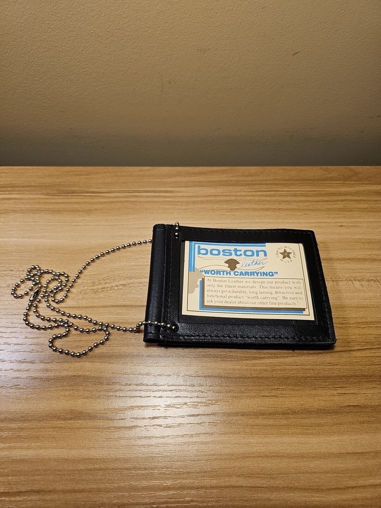 New Boston Leather Leather Deluxe ID and Badge Holder Wallet 5013