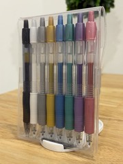 Pilot G2 07 Metallic Pens 34405, 8-Color Assortment, 0.7mm Fine