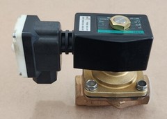 *NEW* CKD ADK11-20A-03M-AC100V Solenoid Valve ADK11-20A Air Water Oil + Warranty