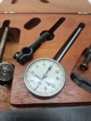 Brown & Sharpe Dial Indicator 7040 Base Machinist