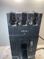 GE TFJ236200 BREAKER WSHUNT AND AUXILIARI 200A 600V 3PH USED