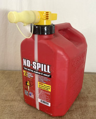 No Spill 1405 No-Spill Gas Can 2.5 Gallon Push Button Control USA Made