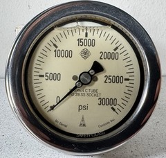 MC DANIEL CONTROLS INC G30KP 30,000 PSI HIGH PRESSURE HYDRAULIC GAUGE New!!!