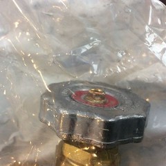 RE9101P5 propane tank on off valve – forklift fuel valve