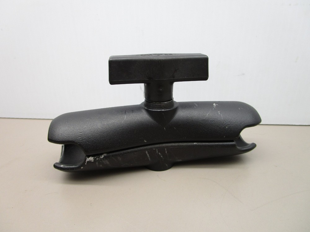RAM Mount RAM-201U Double Socket Arm C-Size Medium 5-3/4″ Textured Finish