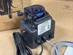NEW STENNER E20MH81S6 Metering Pump 120V 80PSI 2.7oz/Min FAST SHIPPING